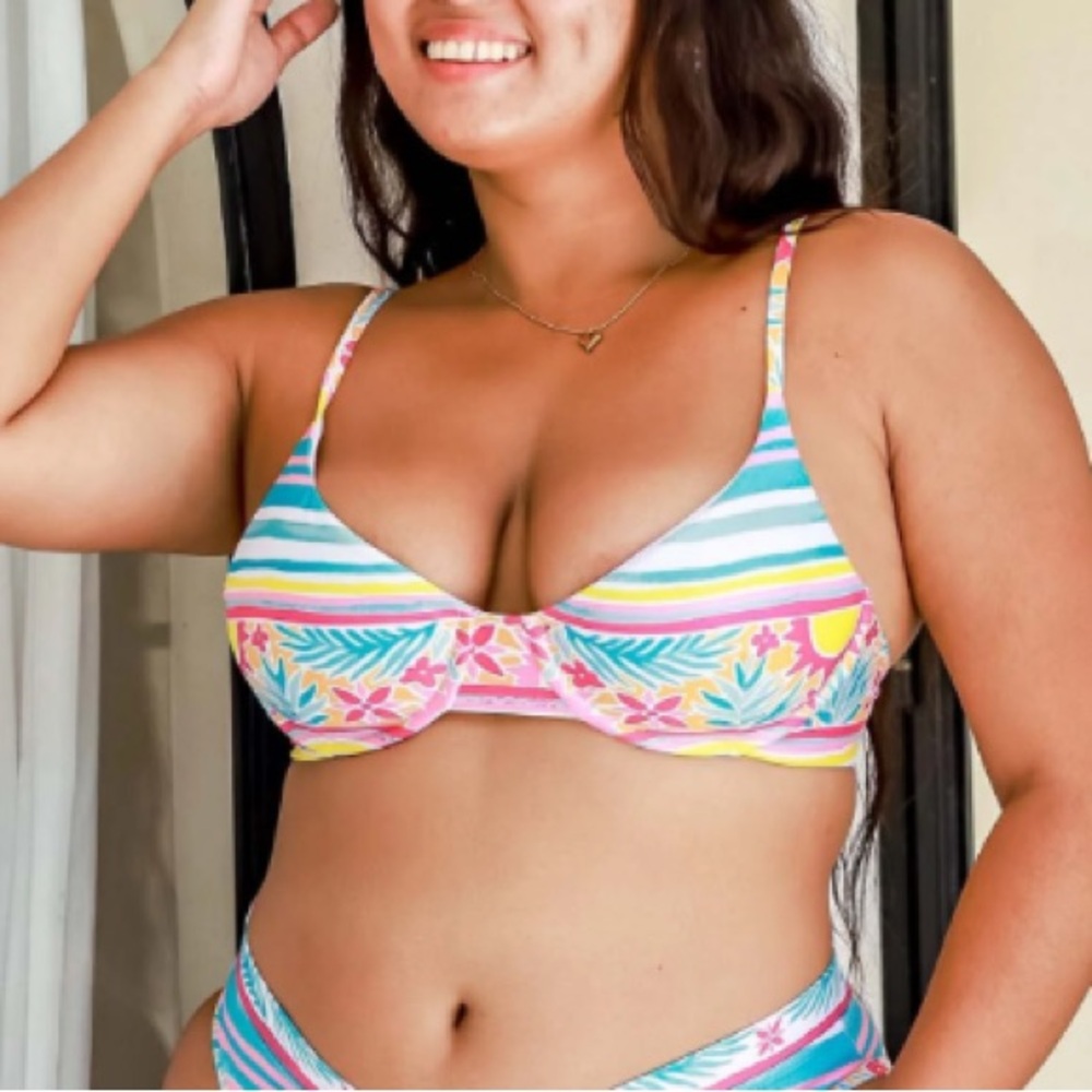 NWT Kenny Flowers The Mayakoba Underwire Bikini Top Size M